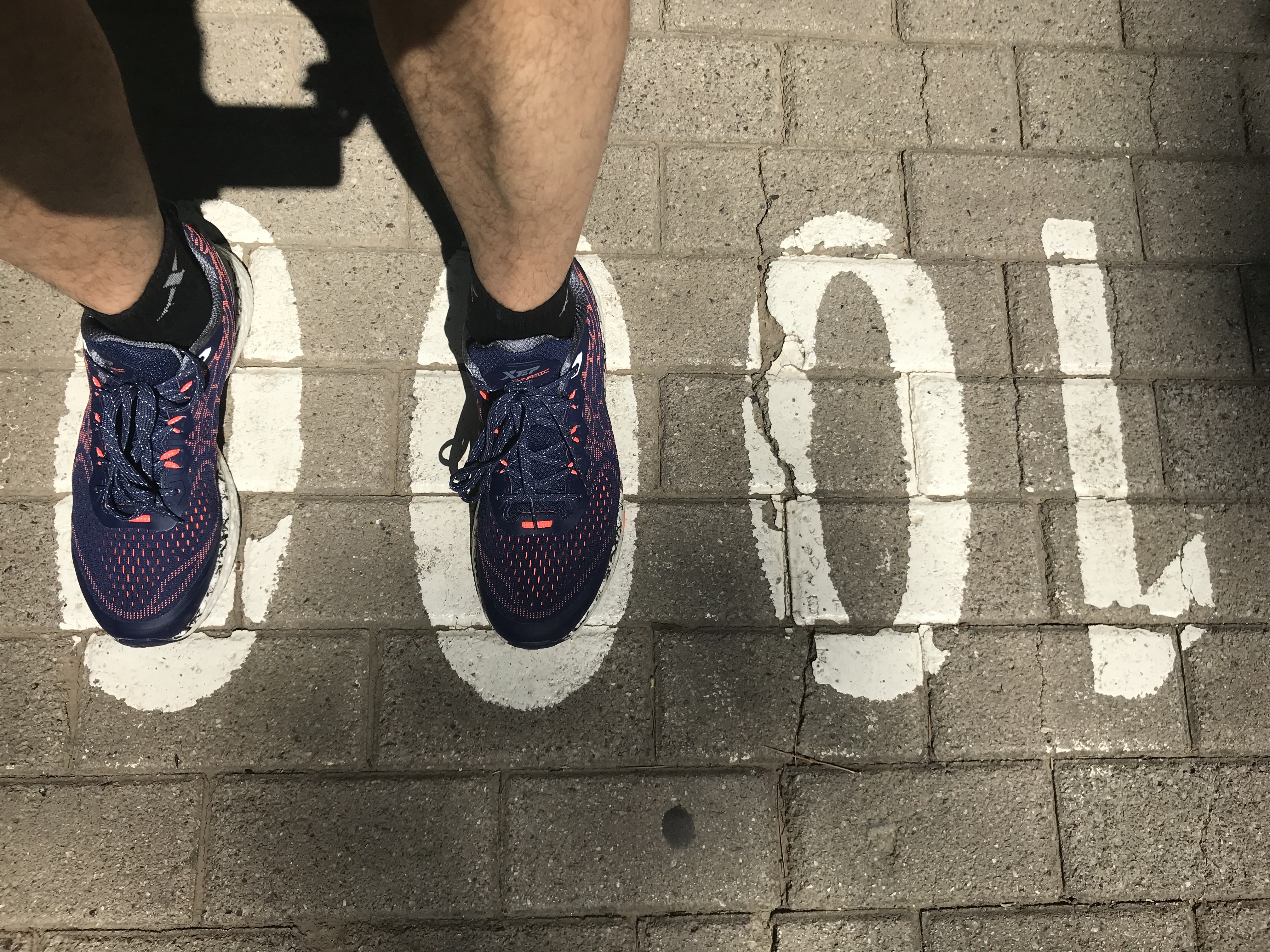 特步动力巢x跑步鞋测评,特步动力巢x轻便减震跑鞋