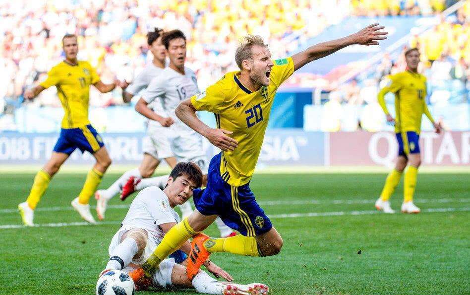 世界杯历史上同两个球队交手两次,世界杯四强都是巴黎的球员