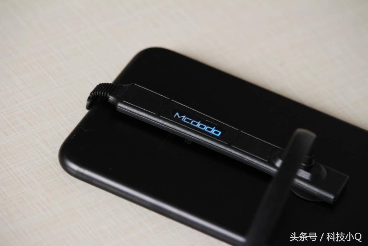 只为设计还是为了效率？麦多多充电三件套体验！