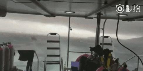 游船侧翻2人遇难,泰国普吉游船倾覆事件