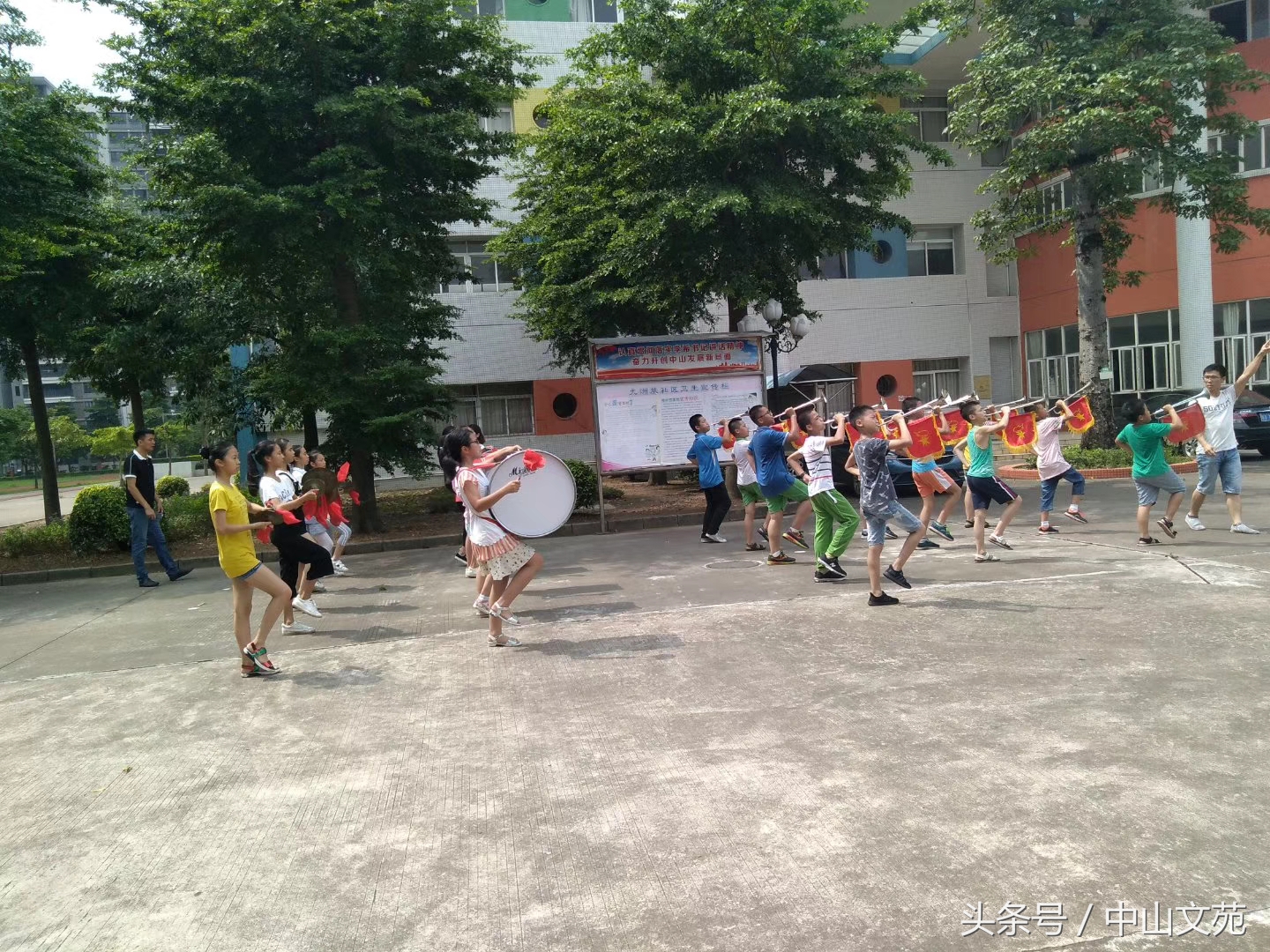 羽人为善，爱在九洲基——九洲基“羽人为善”亲子羽毛球赛观感