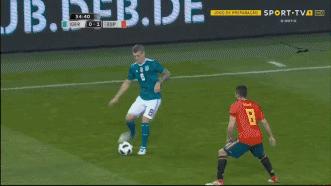 世界杯专用球挑战专业门将,世界杯足球专用球谁做的