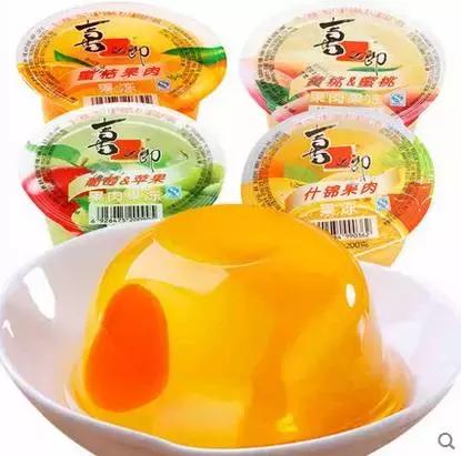 一块钱就能买到超级好吃的小零食,随便就能买到的零食