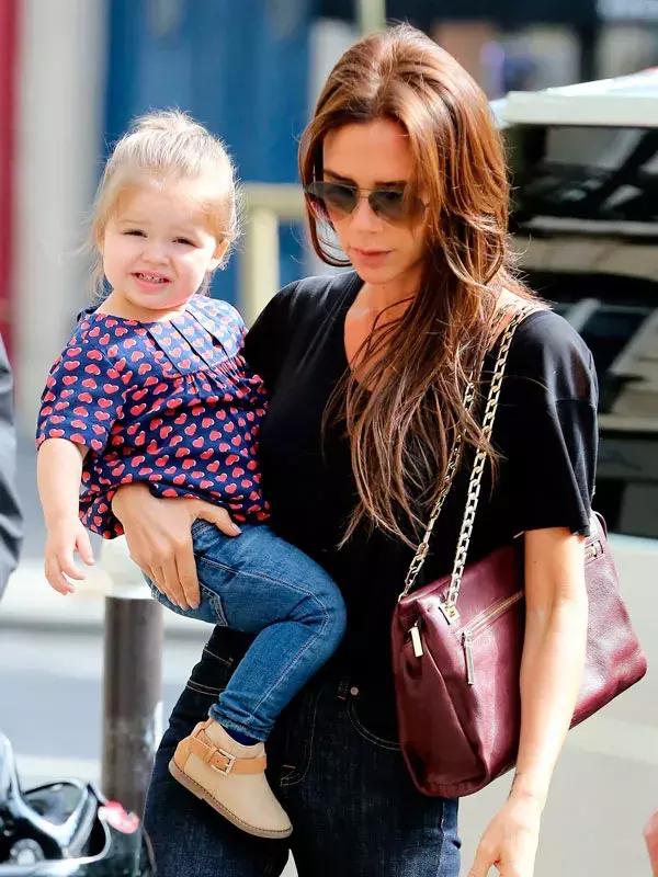 贝克汉姆大儿子约会,贝克汉姆与爱妻约会