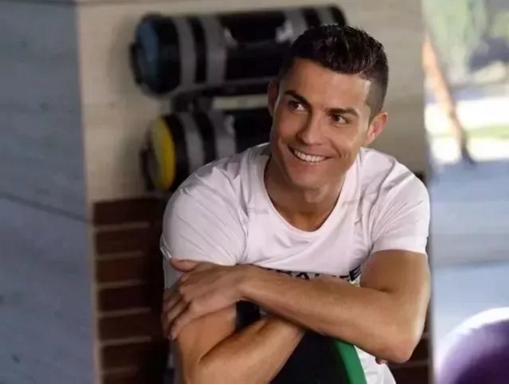 c罗容貌的变化,c罗整牙颜值变化