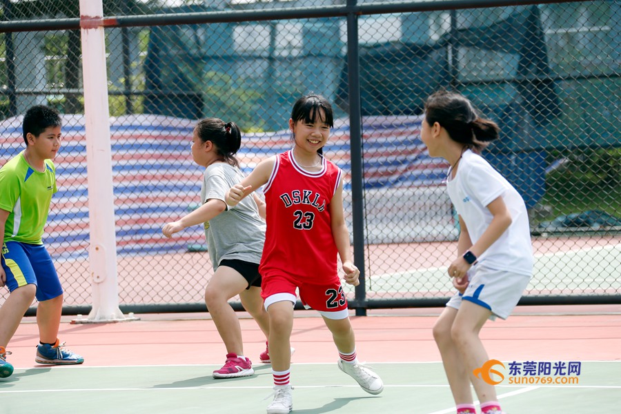 小孩学习父母要陪着一起学习吗,东莞儿童暑假培训