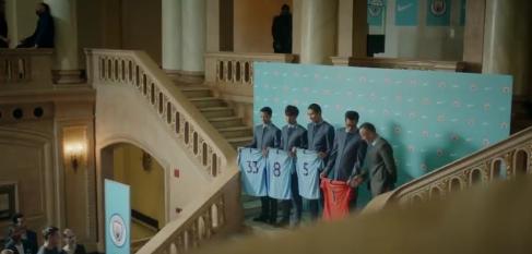 耐克广告2033年中国足球成王者，无下限跪舔中国市场？