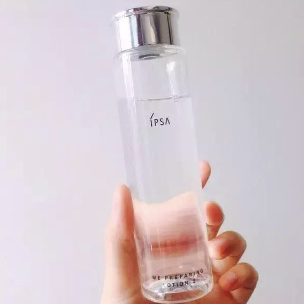 女生毛孔超级粗大,女生毛孔粗大用什么药膏