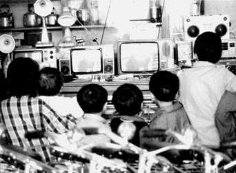 鐞冨満鐪嬬悆鍒╁櫒,瀹㈠巺灏辨槸杩愬姩鍦哄彴鐞冩