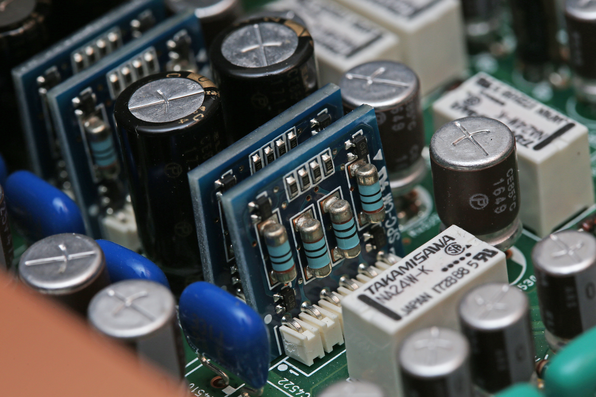 家用马兰士全景声功放对比测评,马兰士最新合并功放