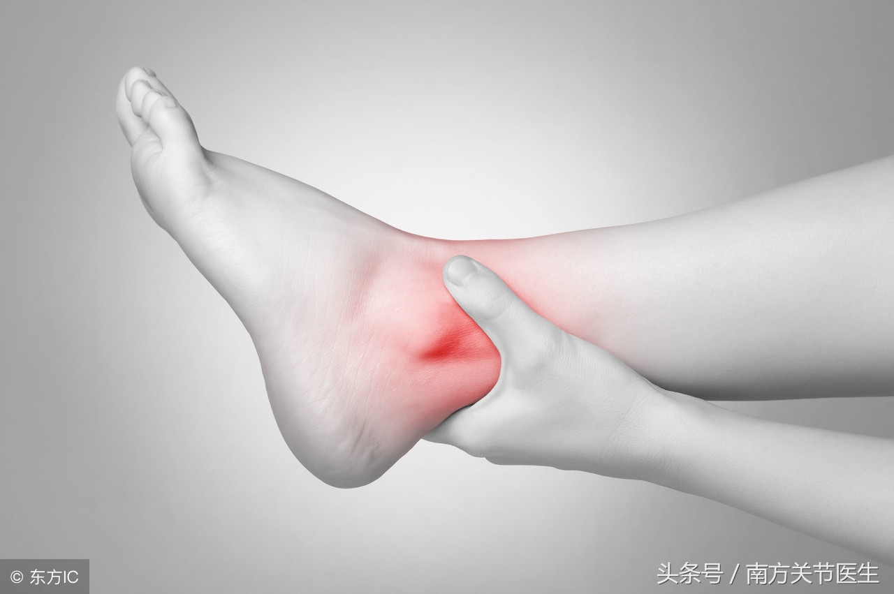 崴脚24小时后是冰敷还是热敷好,崴脚后什么时候冰敷什么时候热敷