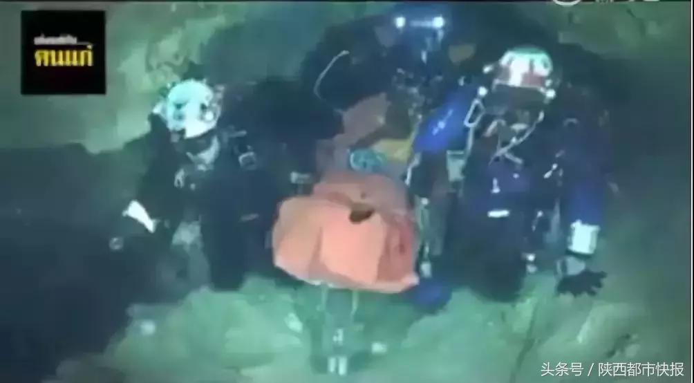 泰国被困13名小足球队员事件,泰国足球队被困山洞14天原因