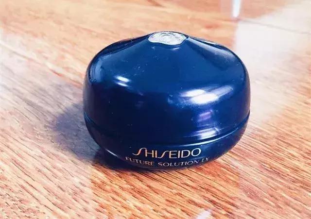 论化妆品谁用得最干净,论化妆术我只服网红