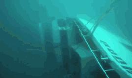 翻船的那一刻,翻船的瞬间