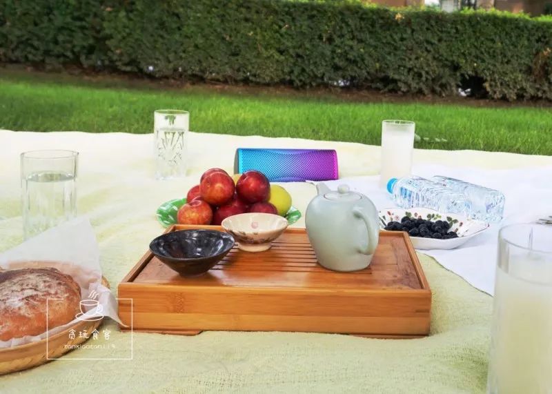 北京春晖园温泉度假酒店预订价格,春晖园温泉度假酒店门市价格多少