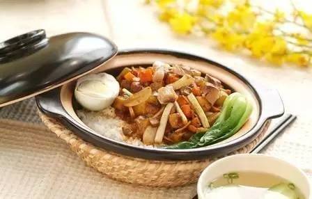 广式煲仔饭砂锅的做法,排骨煲仔饭的做法大全