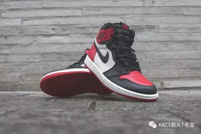 低帮黑红脚趾aj1怎么一招辨别真假,aj1lowbredlow黑红脚趾真假对比
