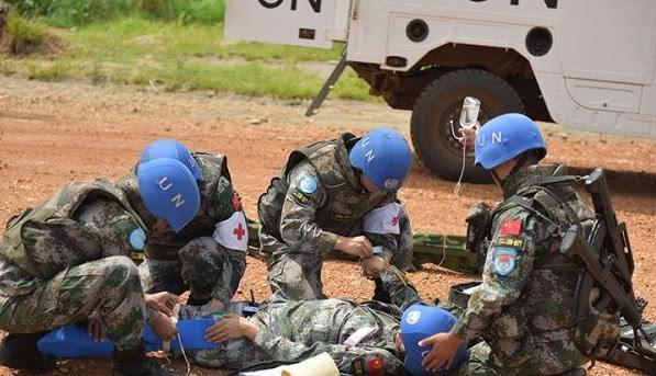 国产军用防弹衣和枪,中国军用重型防弹衣