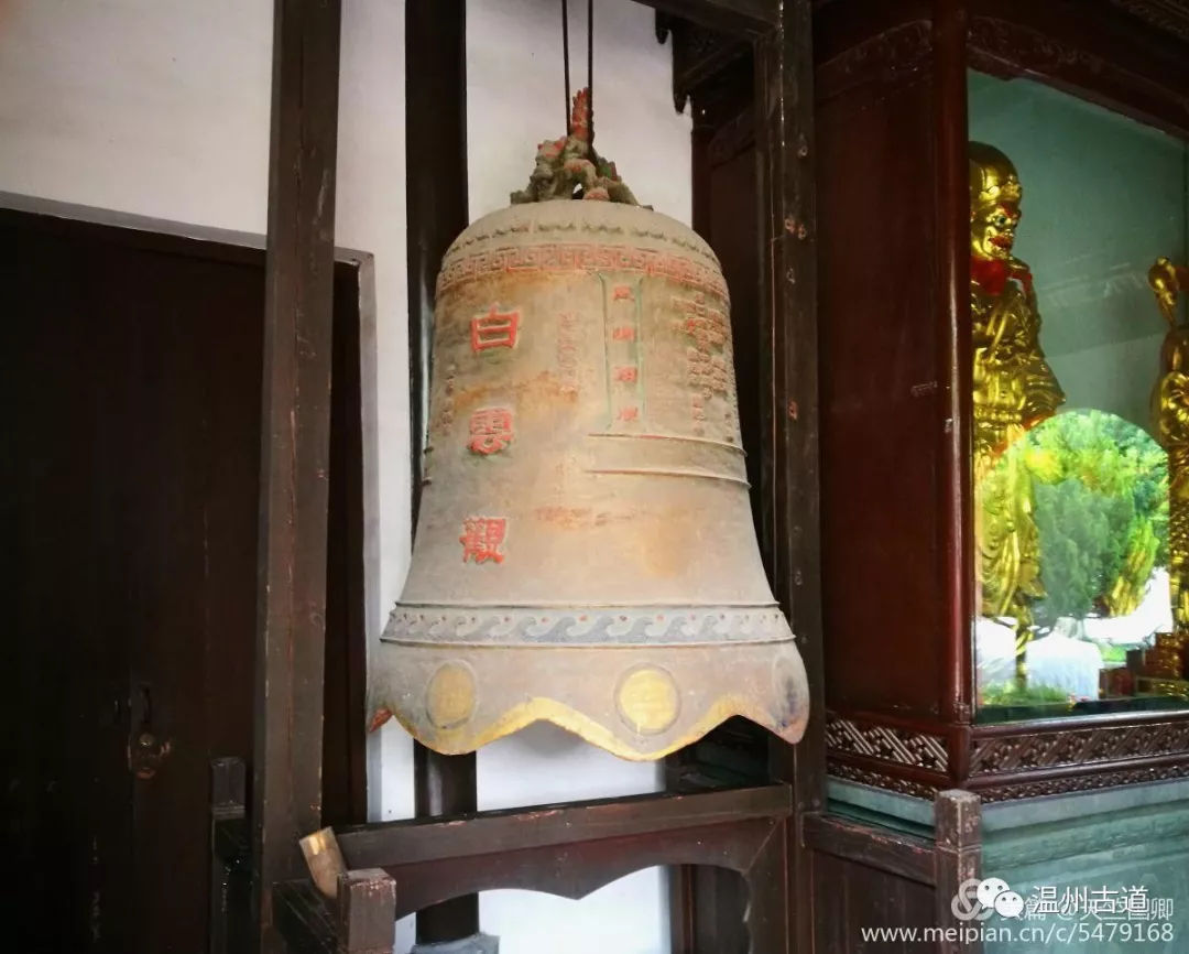 南白象塔全景图,南白象公园