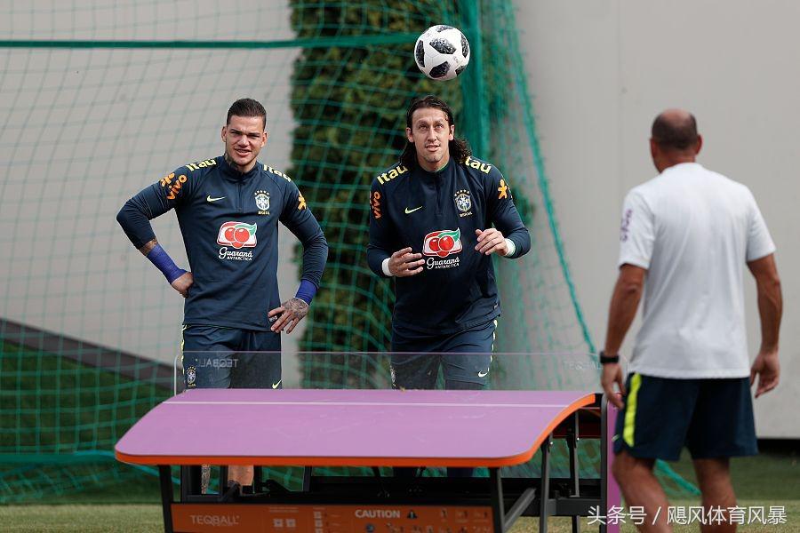 世界杯一个队伍几个门将,世界杯上上演三连扑的门将