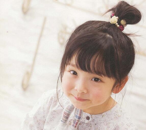 小孩鬼上身吓妈妈,鬼上身4岁女孩