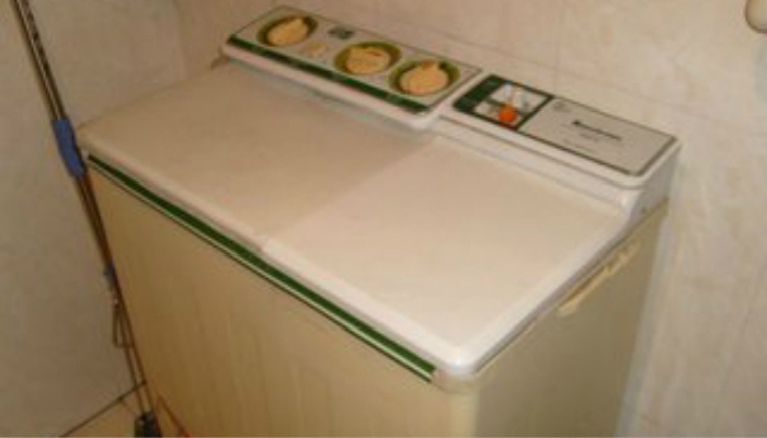 小孩鬼上身吓妈妈,鬼上身4岁女孩