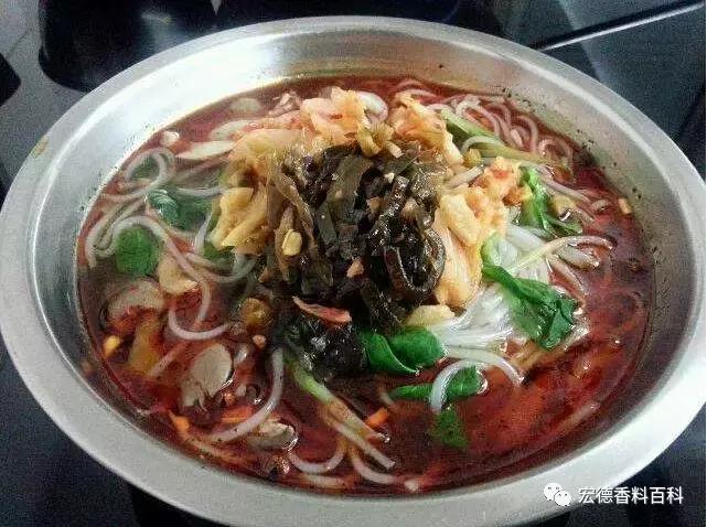 凉拌酸辣米线做法,酸辣米线自制米线家常做法