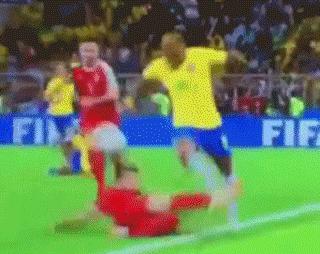 足球是空间的艺术,足球是不是艺术