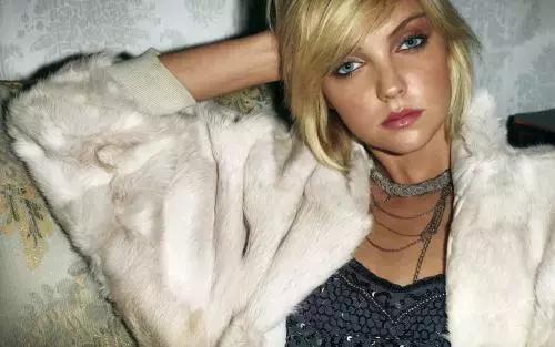 服装设计可以从事什么工作,学服装设计可以做什么副业