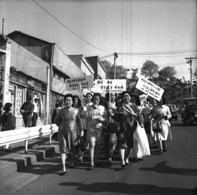 引爆政坛，罢免总统！凭什么它是亚洲第一名门女校？