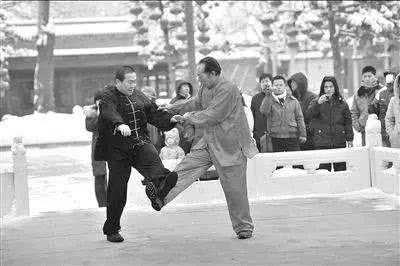 散打和武术谁最厉害,散打为什么没有散手技术