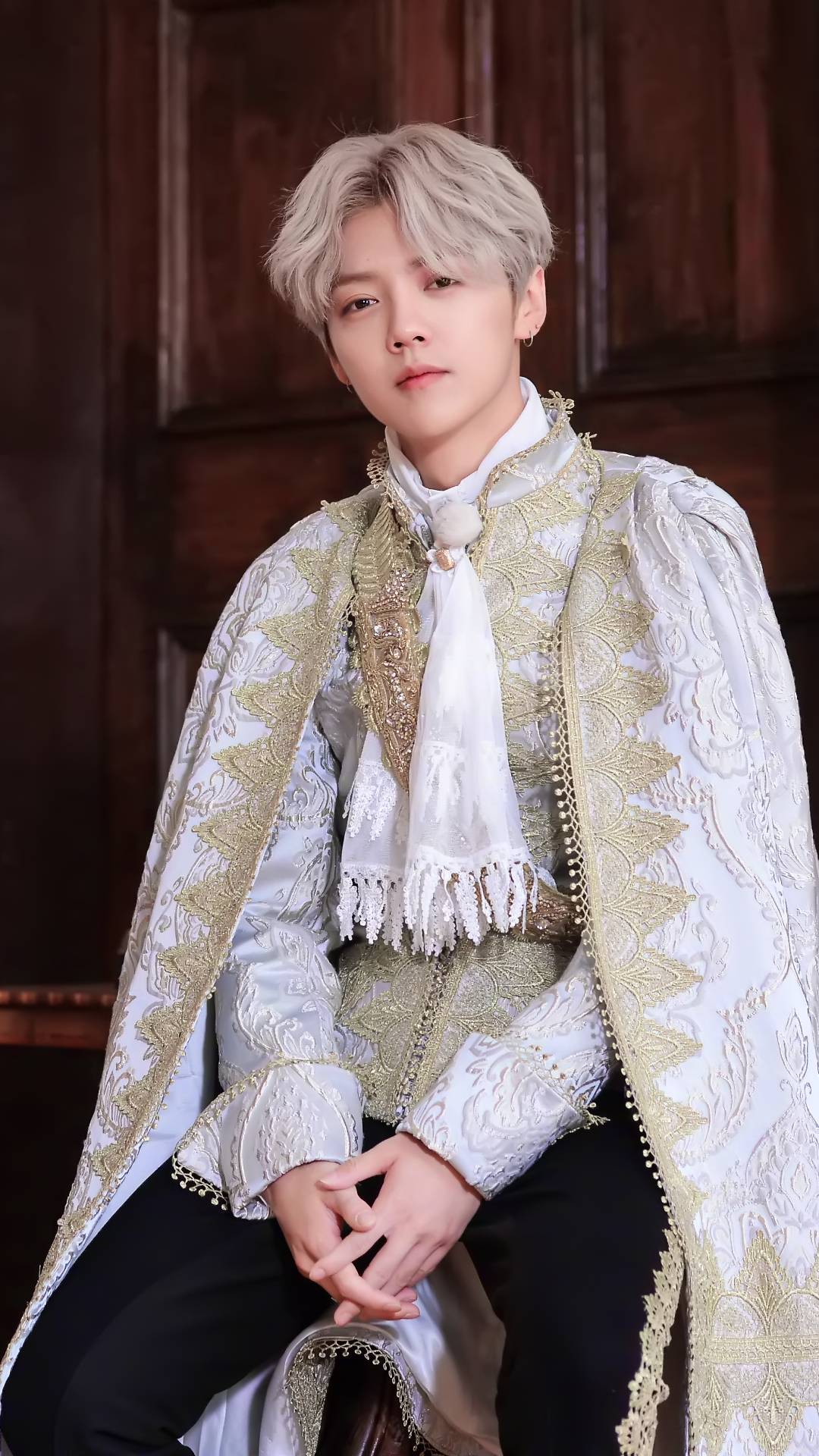 鹿晗壁纸iphone专用,鹿晗4k超清壁纸全面屏