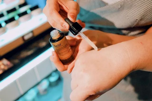 香港逛街买衣服质量好又便宜,香港逛街品牌折扣