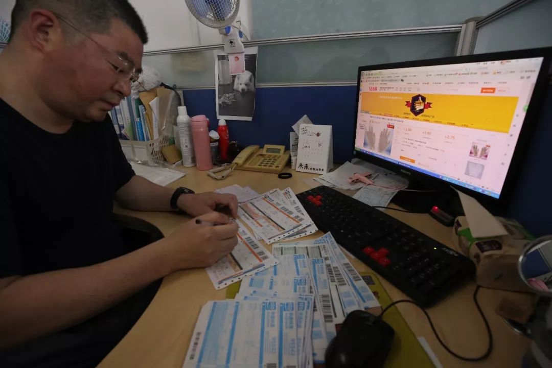 网商故事｜《我不是药神》原型陆勇竟是跨境电商卖家：这世界上没有神，但应该有侠义的精神