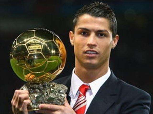 阿扎尔梅西金球奖,阿扎尔谈梅西和c罗出局