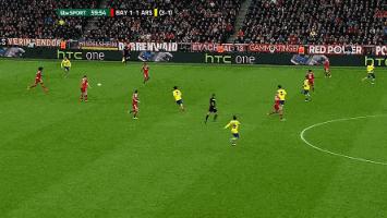 内马尔经典进球挑球过人展现天赋,内马尔的绝招