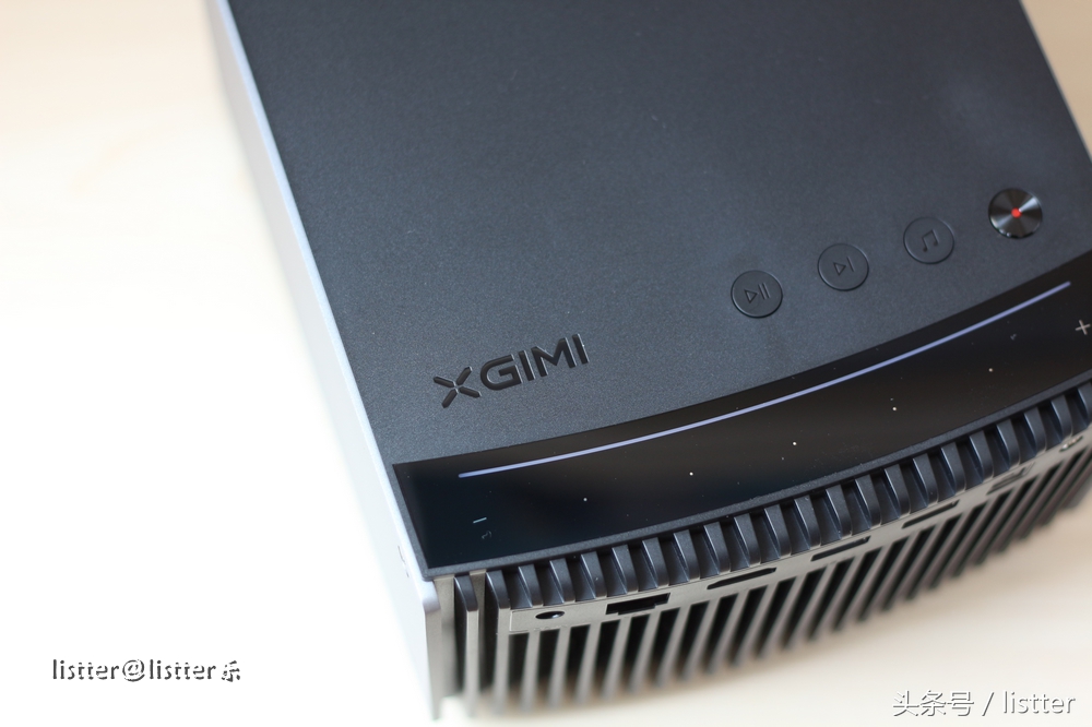 极米h2slim投影仪测评,极米h2slim调图像清晰度