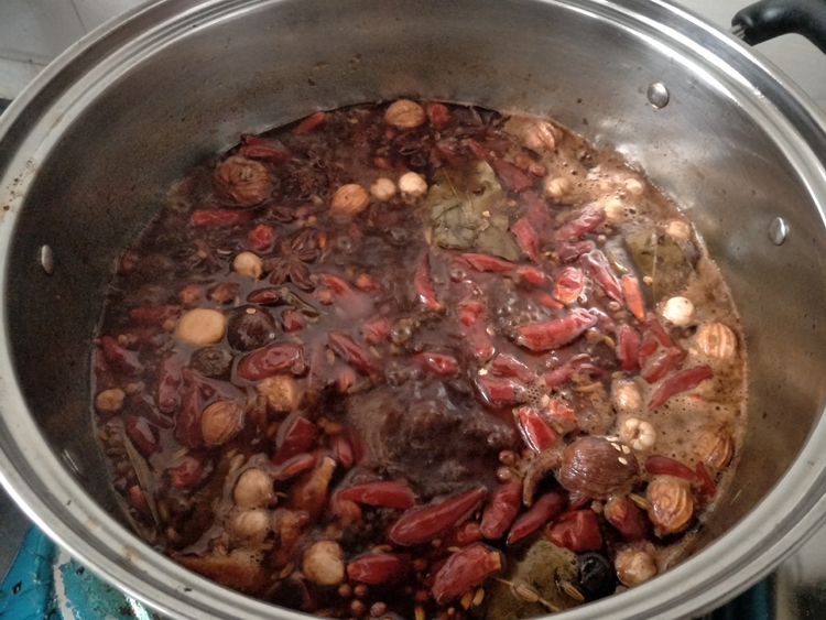 正宗四川卤菜24种配方,正宗四川卤菜详细配方