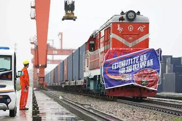 为何这届世界杯终于火出圈了？