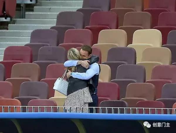 英格兰输球有多难过,英格兰输球队员哭了