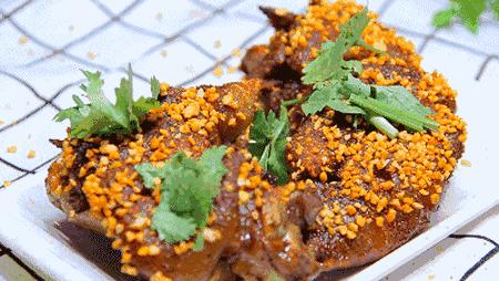 小哥哥在抖音火啦！到南充这家小吃店搞了大事……