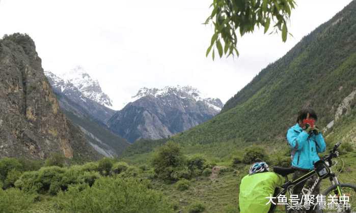 20岁姑娘一个人穷游中国,山西姑娘一个人在旅游