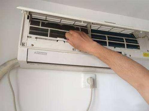 空调遥控器弄坏了该怎么办,海尔空调遥控器开不开机了怎么办