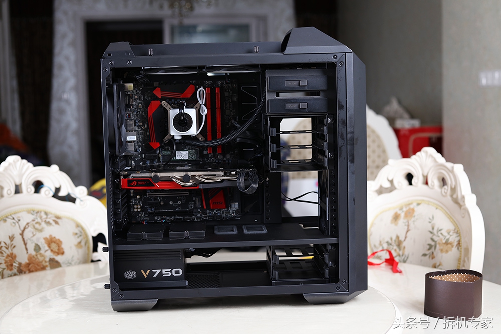 流畅吃鸡笔记本电脑配置推荐,联想游戏台式机刃9000