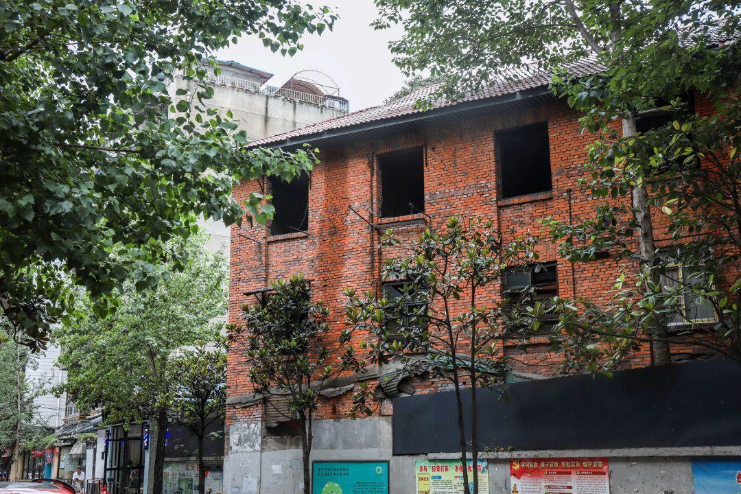 宽窄巷子旁边的物美价廉的巷子,宽窄巷子周边特色小街