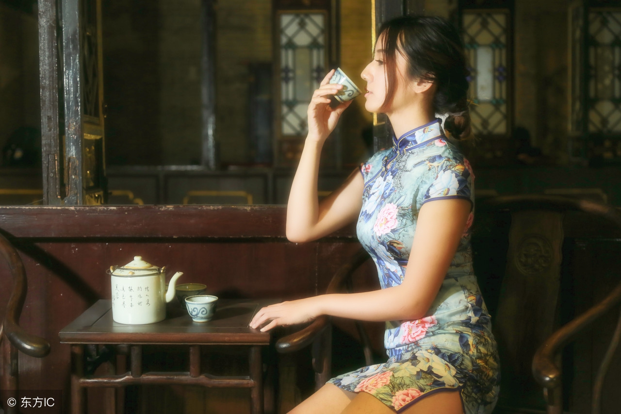 别整天喊人代购啦！看看外国人到中国都喜欢抢购哪些中国商品？