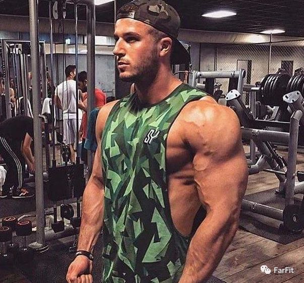 夏天来了怎么练手臂,小手臂增粗练哪个部位