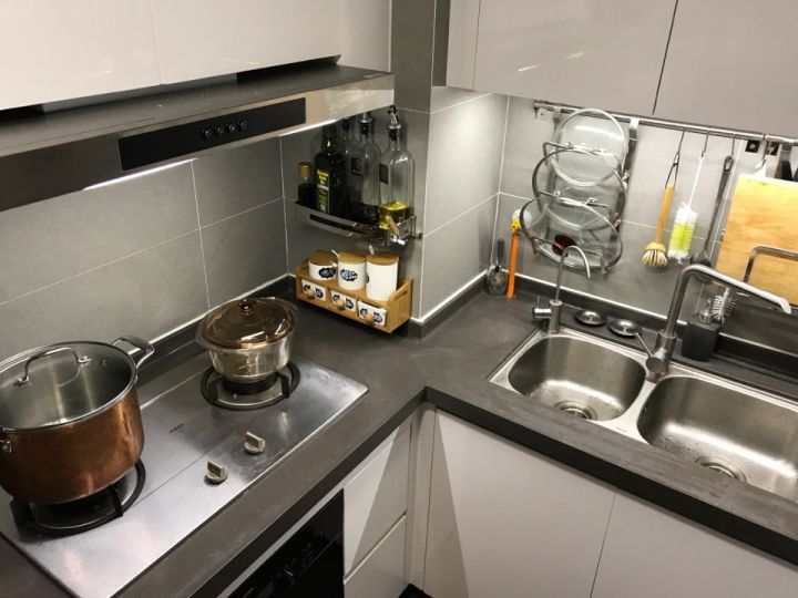 全屋实木家具布置 (家里装修设计实木家具)