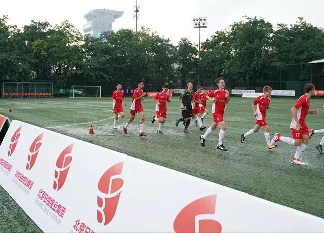 再大的雨也浇不灭我们的热爱足球,2020北京青少年足球比赛