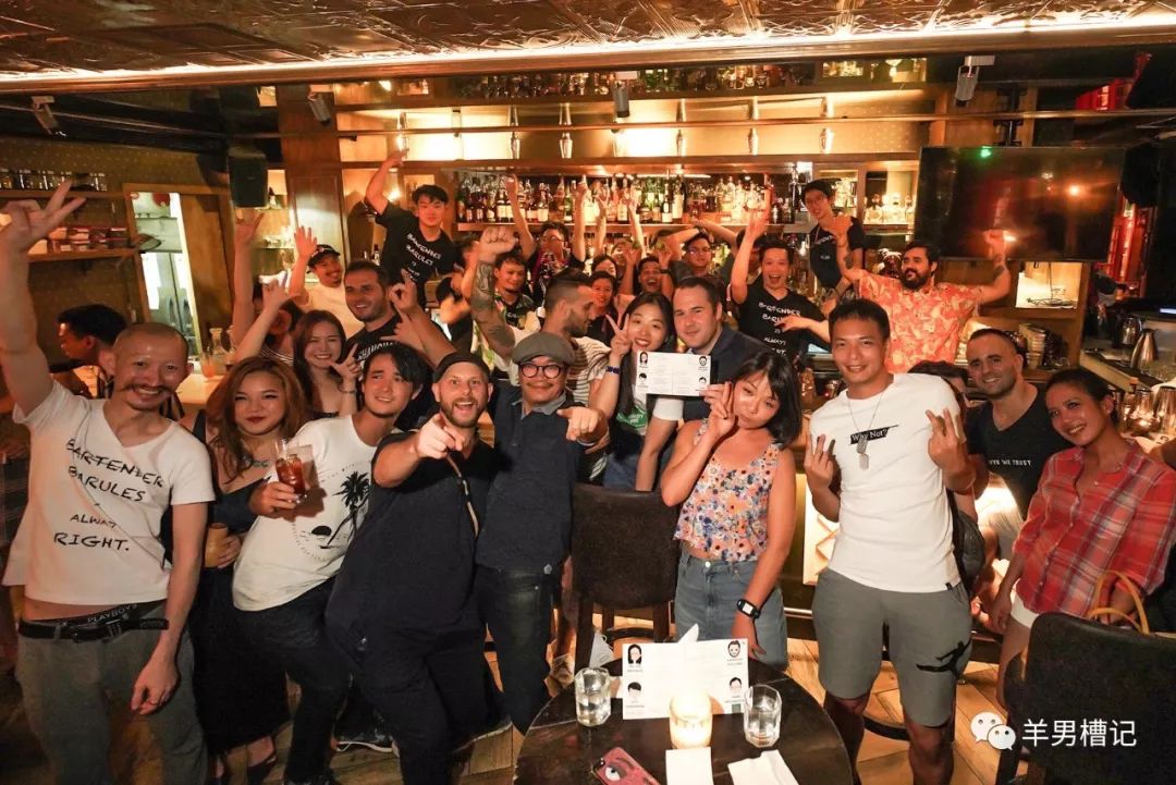 去酒吧除了点酒还需要点什么,去酒吧吧台如何点酒